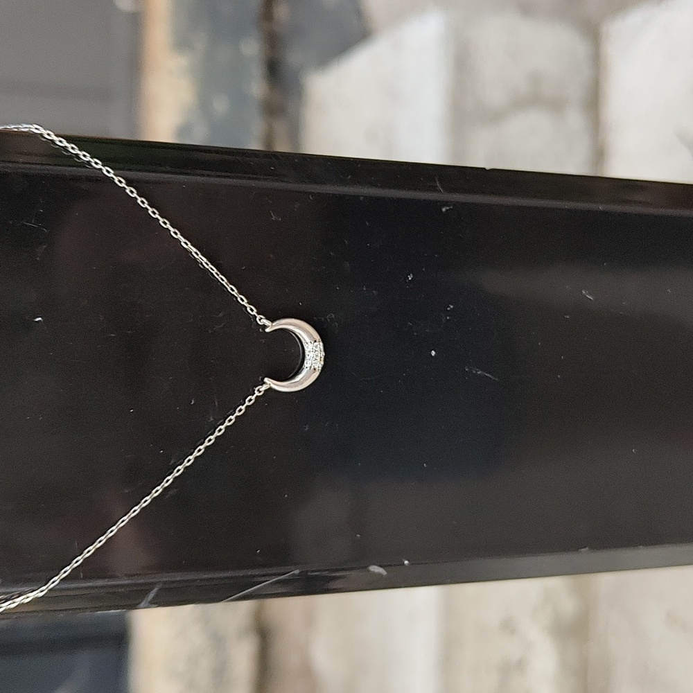 925 stamped Moon necklace with cubic zirconia